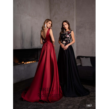 Rochia eleganta 1907